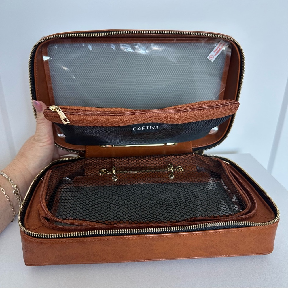 Captiv8 Cognac Portfolio - Picture 10 of 12